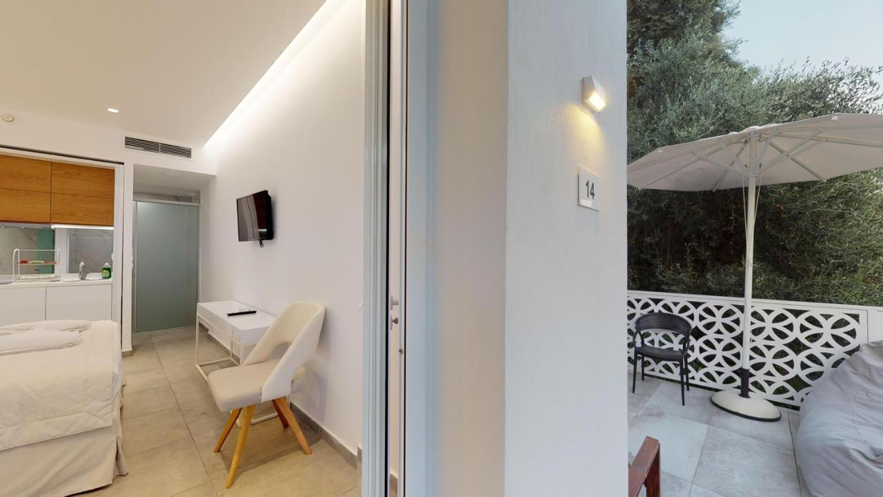 Theros Stylish Suites Parga Exterior foto